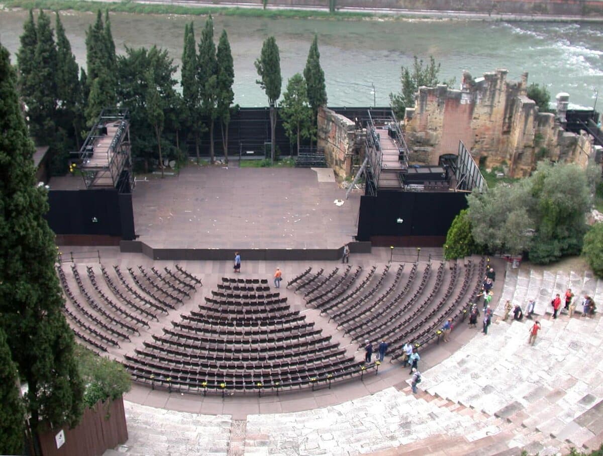 Il Teatro Romano